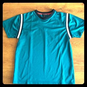 Forever 21 men’s jersey shirt